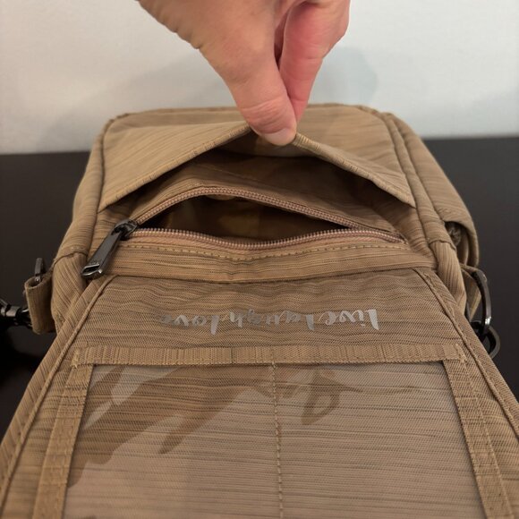 Lug Flapper Light Gold Tan Quilted Nylon Camo Strap Convertible Crossbody - Picture 10 of 15